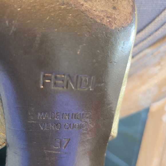 FENDI Selleria GOLD kitten heels - Picture 7 of 13